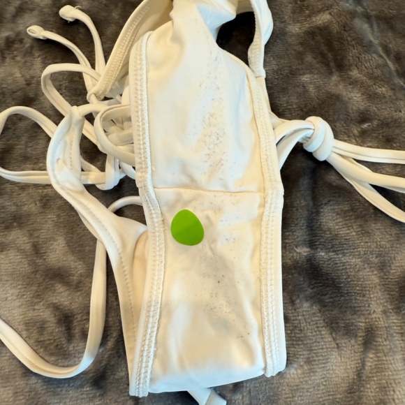 New! Frankie’s Bikinis Tia String Bikini Bottom White 31556 - Picture 8 of 10